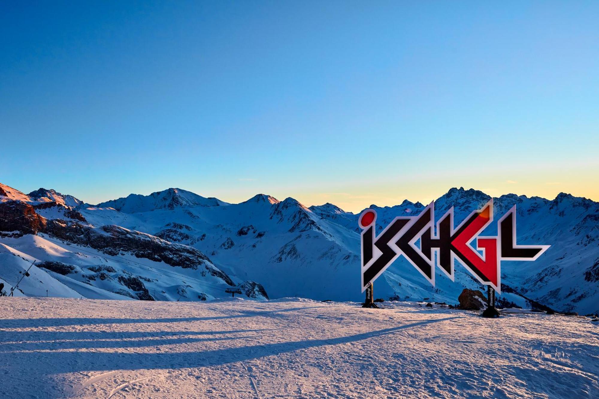 Petit Madlein Bed & Breakfast Ischgl Exterior photo